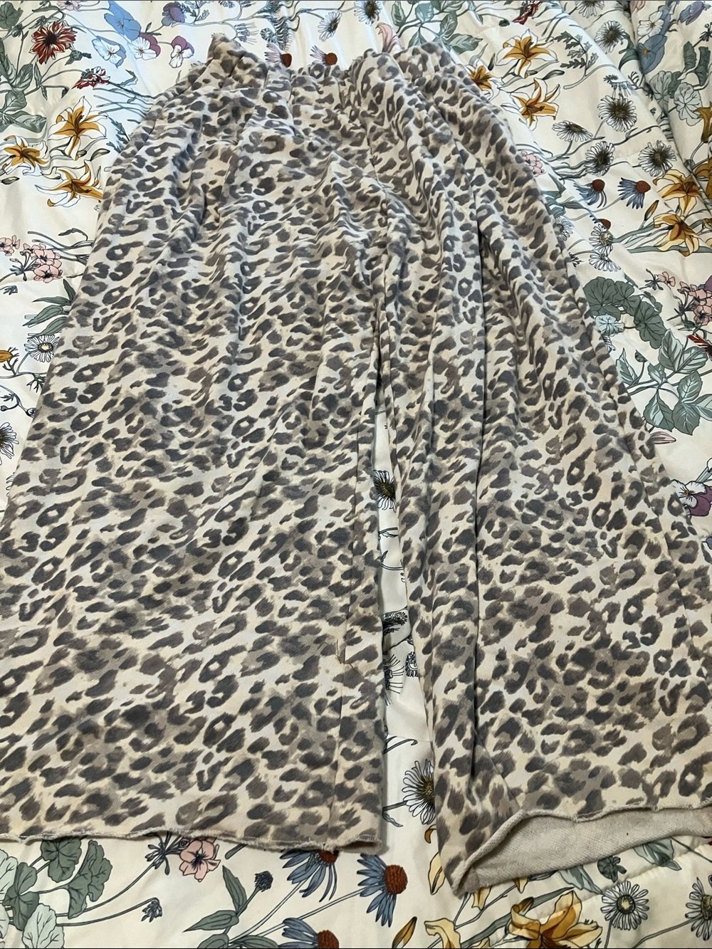 aerie Beige and Gray Leopard Wide Leg Pants